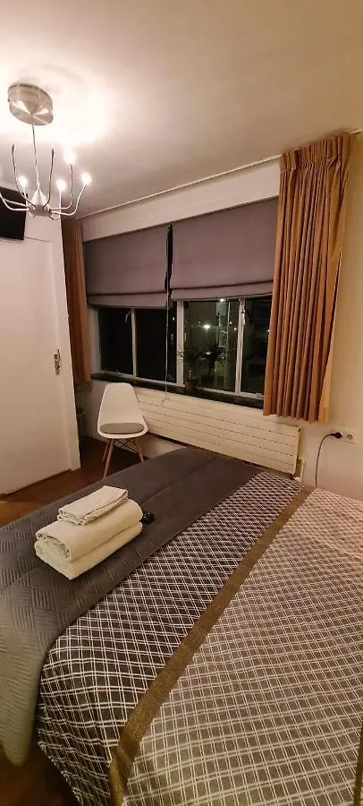 Mi Bnb Amesterdão Alojamento de Acomodação e Pequeno-almoço